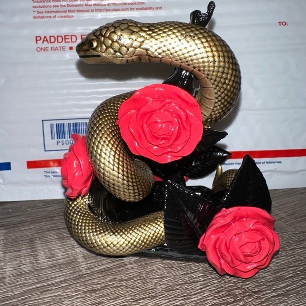 Bath and Body Works Snake and Roses Foaming Soap Holder